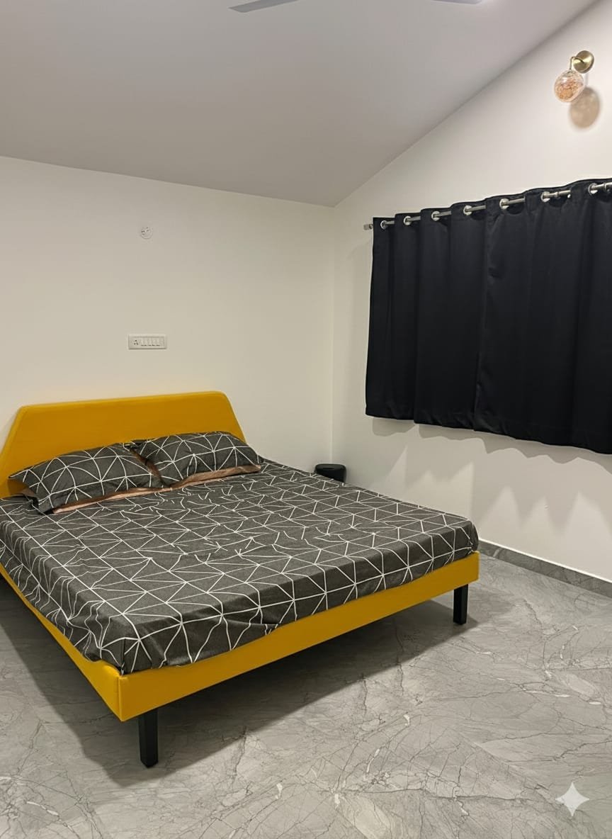 Contemporary bedroom